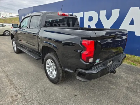 More photos of 2023 Chevrolet Colorado LT at Pure Country Automotive, KY