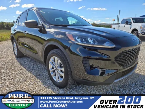 Black 2022 Ford Escape SE for sale in Grayson, KY