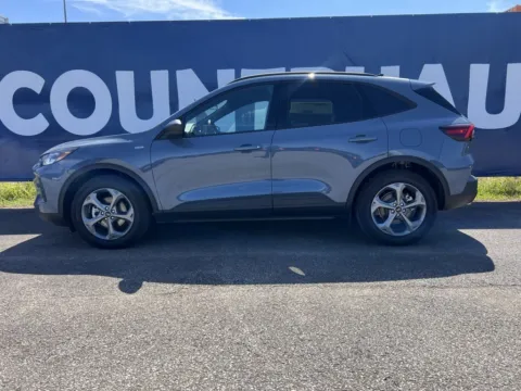 More photos of 2025 Ford Escape ST-Line at Pure Country Automotive, KY