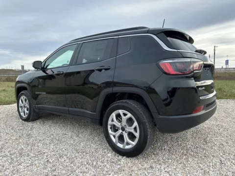 More photos of 2025 Jeep Compass Latitude at Pure Country Automotive, KY