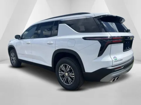 More photos of 2025 Chevrolet Traverse LT at Pure Country Automotive, KY