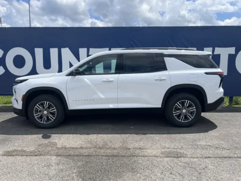 More photos of 2025 Chevrolet Traverse LT at Pure Country Automotive, KY
