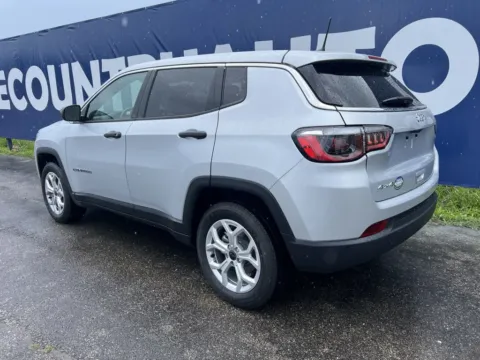 More photos of 2025 Jeep Compass Sport at Pure Country Automotive, KY