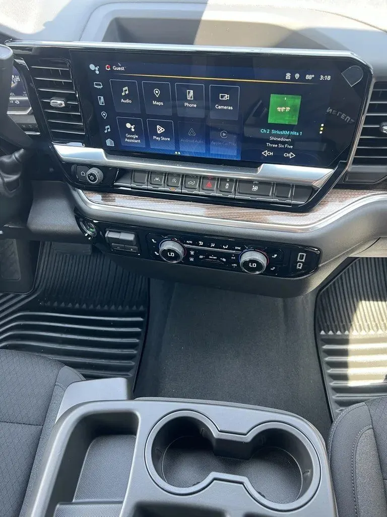 2025 Chevrolet Silverado 1500 LT - Photo 19