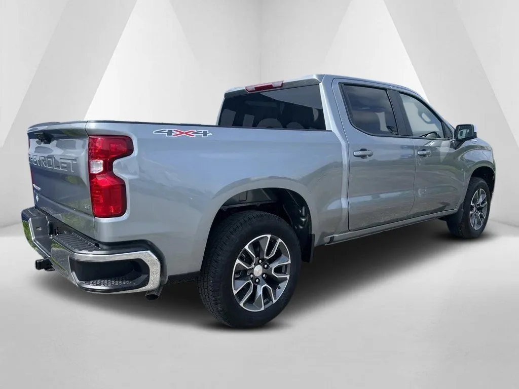2025 Chevrolet Silverado 1500 LT - Photo 7