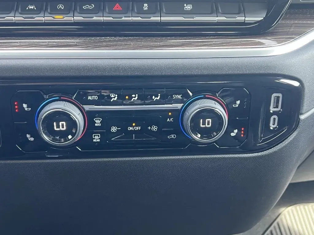 2025 Chevrolet Silverado 1500 LT - Photo 23