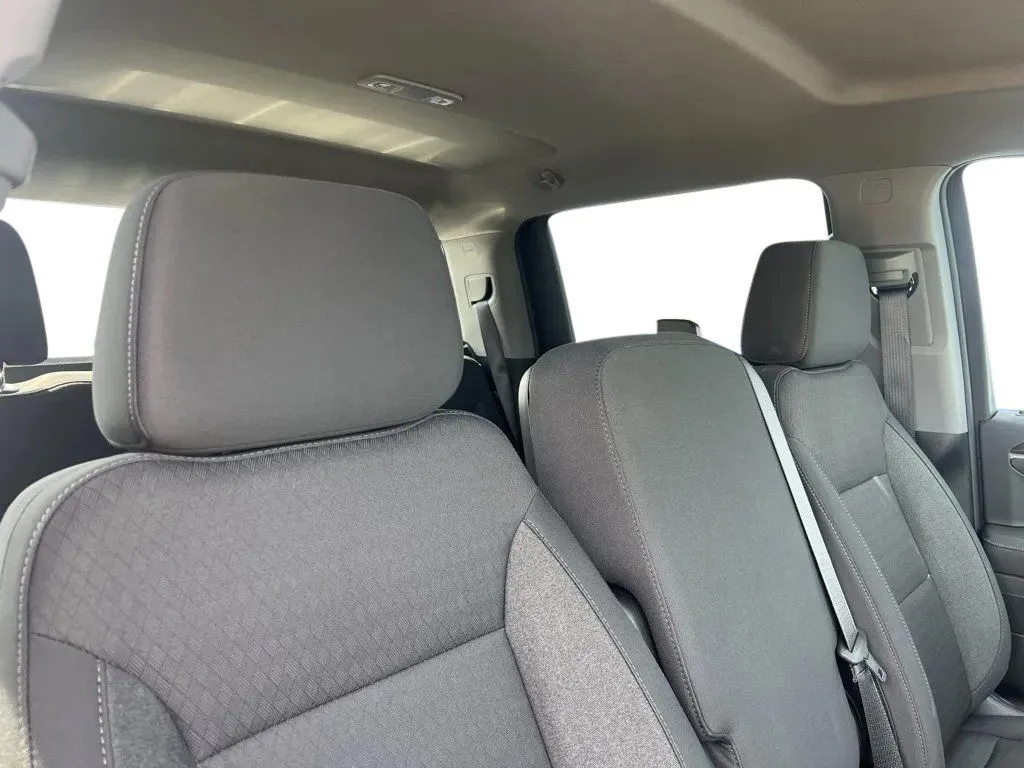 2025 Chevrolet Silverado 1500 LT - Photo 25