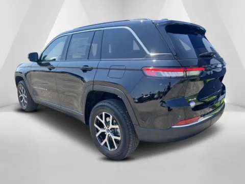 More photos of 2025 Jeep Grand Cherokee Limited at Pure Country Automotive, KY