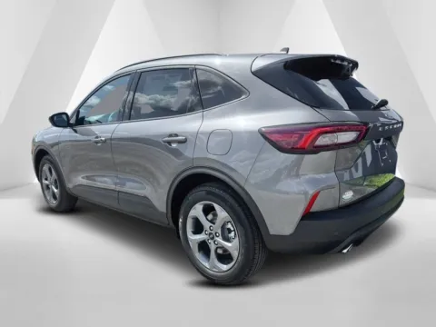 More photos of 2025 Ford Escape Hybrid ST-Line at Pure Country Automotive, KY