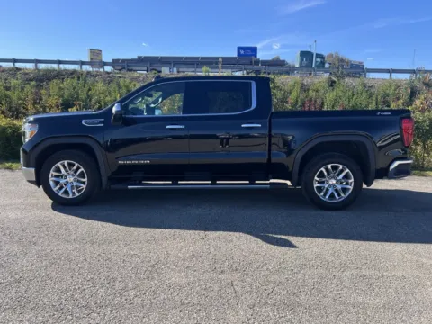 More photos of 2019 GMC Sierra 1500 SLT at Pure Country Automotive, KY
