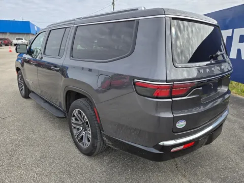 More photos of 2024 Jeep Wagoneer L Series II at Pure Country Automotive, KY