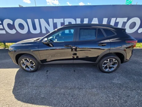 More photos of 2026 Chevrolet Trax LT at Pure Country Automotive, KY
