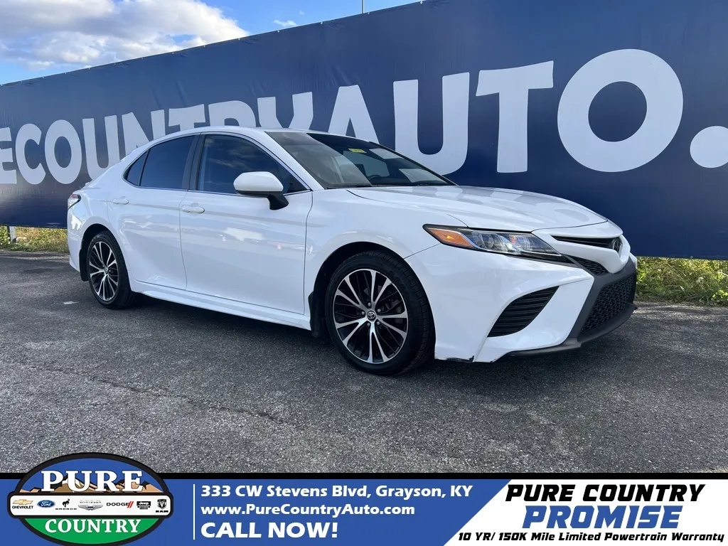 2020 Toyota Camry SE