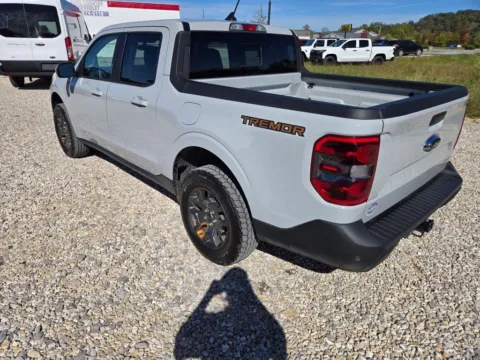 More photos of 2023 Ford Maverick Lariat at Pure Country Automotive, KY