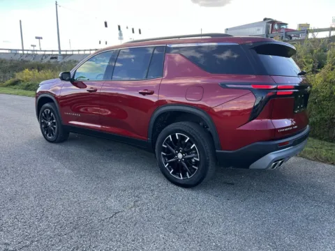 More photos of 2025 Chevrolet Traverse LT at Pure Country Automotive, KY