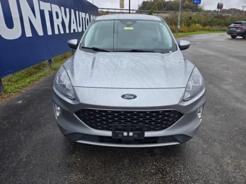 Photos of 2022 Ford Escape SEL for sale in Grayson, KY at Pure Country Automotive