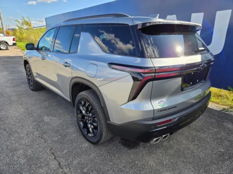 More photos of 2025 Chevrolet Traverse LT at Pure Country Automotive, KY
