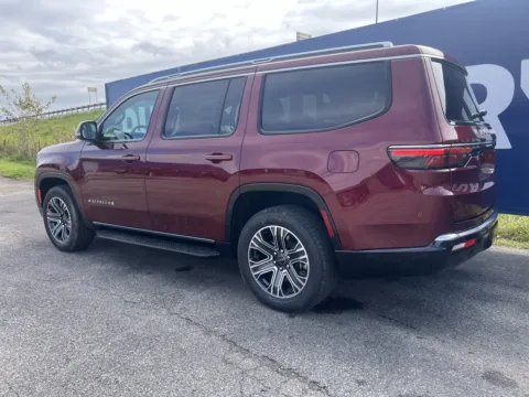 More photos of 2025 Jeep Wagoneer at Pure Country Automotive, KY