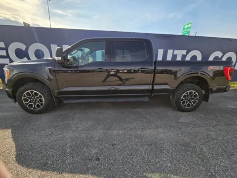 More photos of 2022 Ford F-150 XLT at Pure Country Automotive, KY