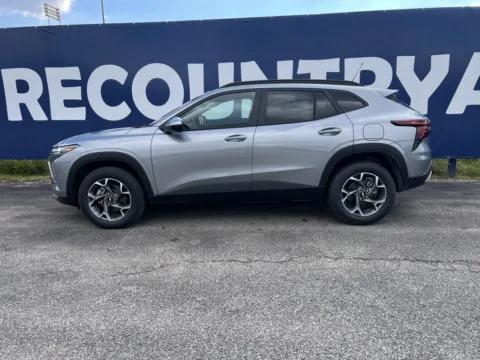 More photos of 2026 Chevrolet Trax LT at Pure Country Automotive, KY