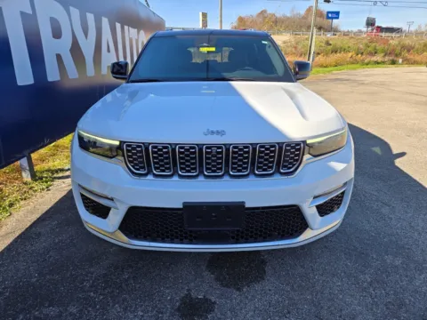 Photos of 2023 Jeep Grand Cherokee Summit for sale in Grayson, KY at Pure Country Automotive