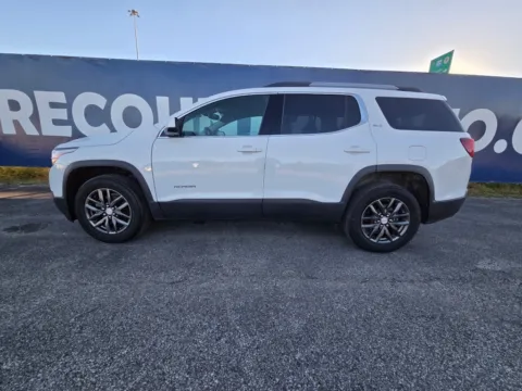 More photos of 2019 GMC Acadia SLT-1 at Pure Country Automotive, KY
