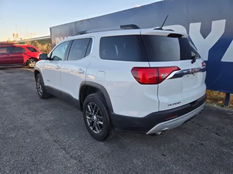 More photos of 2019 GMC Acadia SLT-1 at Pure Country Automotive, KY