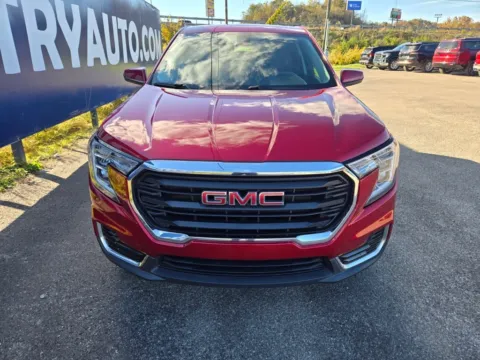 Photos of 2022 GMC Terrain SLE for sale in Grayson, KY at Pure Country Automotive