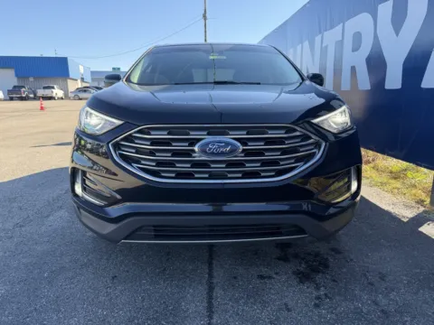 Photos of 2021 Ford Edge SEL for sale in Grayson, KY at Pure Country Automotive