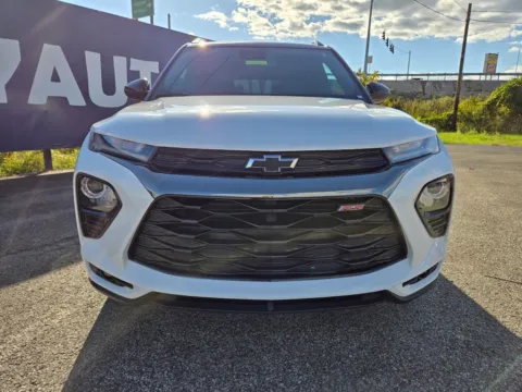 Photos of 2023 Chevrolet TrailBlazer RS for sale in Grayson, KY at Pure Country Automotive