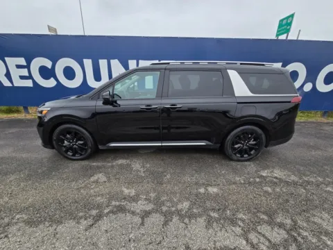 More photos of 2023 Kia Carnival SX Prestige at Pure Country Automotive, KY