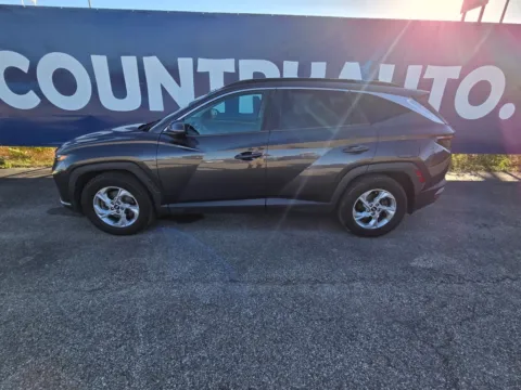 More photos of 2022 Hyundai Tucson SEL at Pure Country Automotive, KY