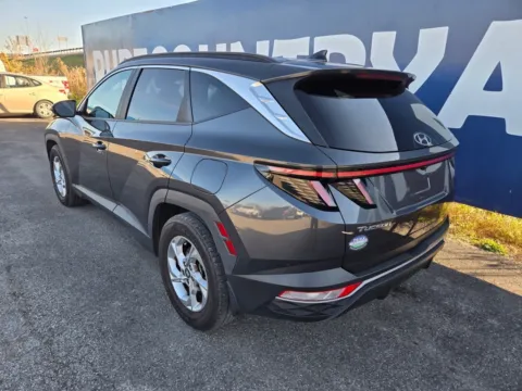 More photos of 2022 Hyundai Tucson SEL at Pure Country Automotive, KY