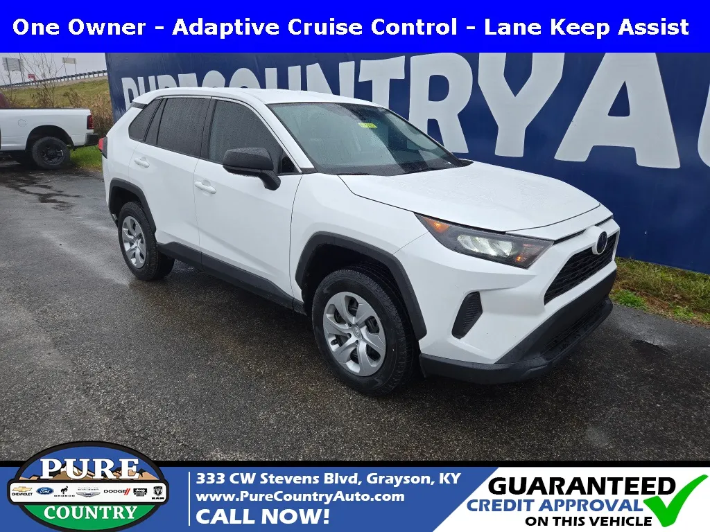 White 2022 Toyota RAV4 LE for sale in Grayson, KY