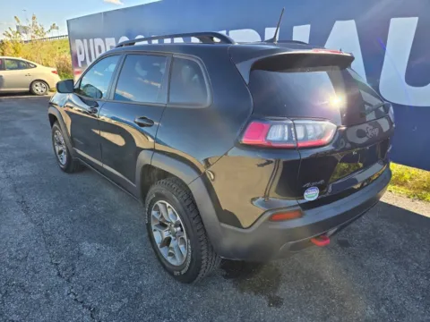 More photos of 2022 Jeep Cherokee Trailhawk at Pure Country Automotive, KY