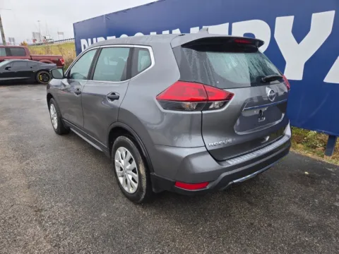 More photos of 2018 Nissan Rogue S at Pure Country Automotive, KY