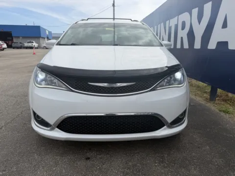 Photos of 2017 Chrysler Pacifica Touring L Plus for sale in Grayson, KY at Pure Country Automotive