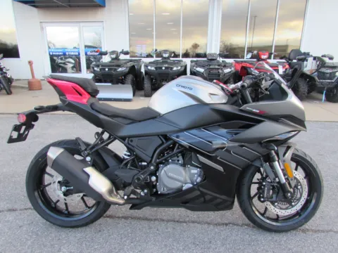 Photos of 2026 CFMOTO 300SS CF300-5US 300 for sale in Winchester, VA at Valley Cycle Center