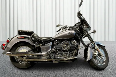 Silver 2005 Yamaha V Star for sale in Winchester, VA