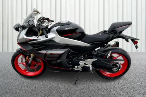 Photos of 2026 CFMOTO 450SS CF400-12US 450 for sale in Winchester, VA at Valley Cycle Center