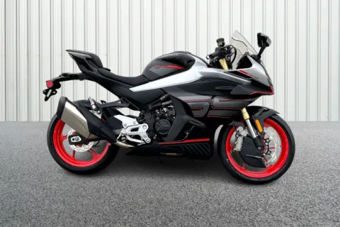Photos of 2026 CFMOTO 450SS CF400-12US 450 for sale in Winchester, VA at Valley Cycle Center