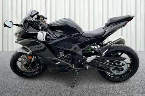 Photos of 2026 Kawasaki Ninja ZX-4RR ABS for sale in Winchester, VA at Valley Cycle Center