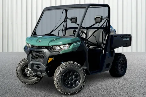 Another view of 2025 Can-Am SSV DEF DPS 62 HD9 GN 25 for sale in Winchester, VA at Valley Cycle Center