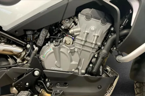 Another view of 2026 CFMOTO IBEX 800-E CF800-5BUS 800 E for sale in Winchester, VA at Valley Cycle Center