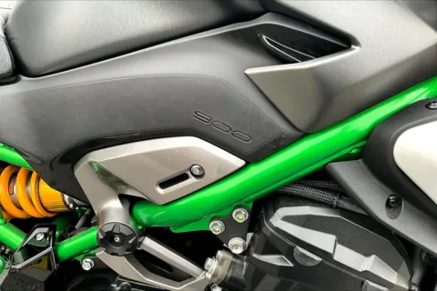 More photos of 2026 Kawasaki Z900 SE ABS at Valley Cycle Center, VA