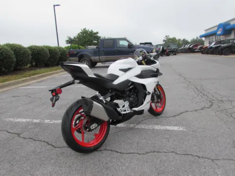More photos of 2025 CFMOTO 450SS CF400-6US 450 at Valley Cycle Center, VA