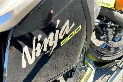 More photos of 2026 Kawasaki Ninja 500 SE ABS at Valley Cycle Center, VA