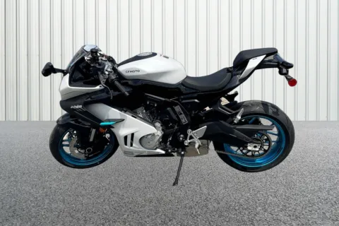 Another view of 2026 CFMOTO 675SS CF650-10US 675 for sale in Winchester, VA at Valley Cycle Center