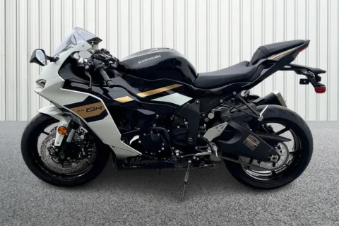 Another view of 2026 Kawasaki Ninja ZX-6R ABS for sale in Winchester, VA at Valley Cycle Center