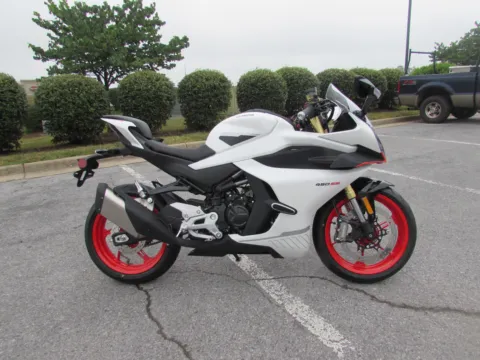 Photos of 2025 CFMOTO 450SS CF400-6US 450 for sale in Winchester, VA at Valley Cycle Center